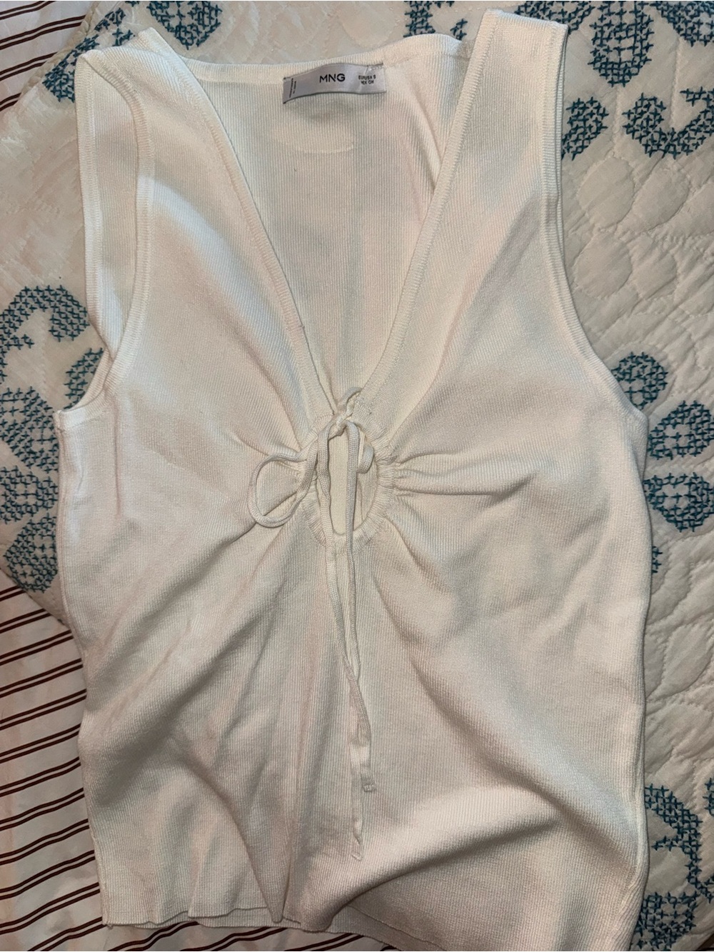 Mango White Tie-Front Key Hole Style Tank Top